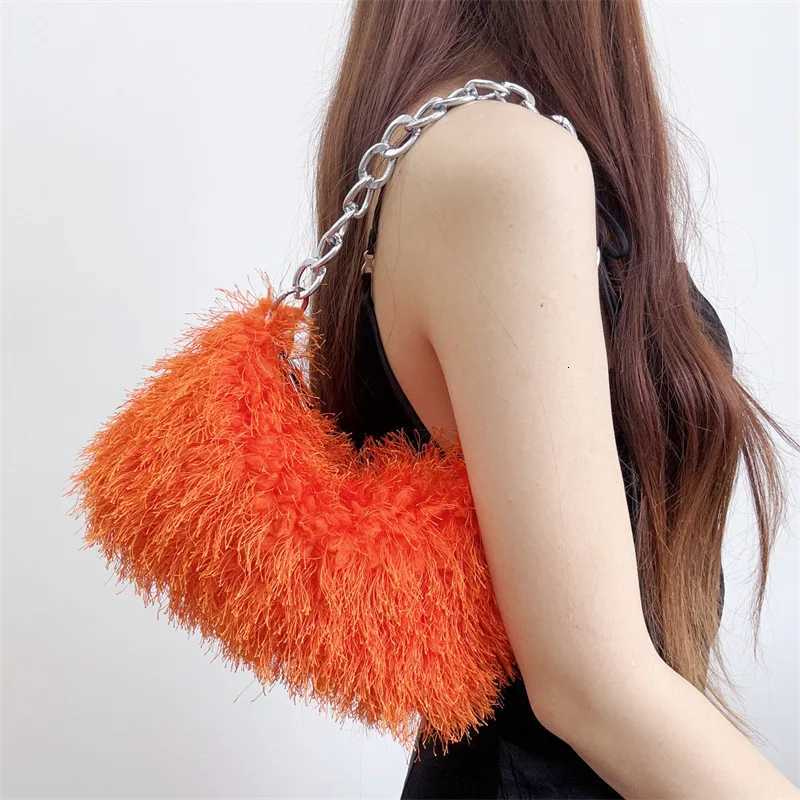 Fashion Faux Fur Women Shoulder Bag Solid Color Plush Ladies Chain Underarm Bags Furry Square Clutch Female Evening Handbag Z250815