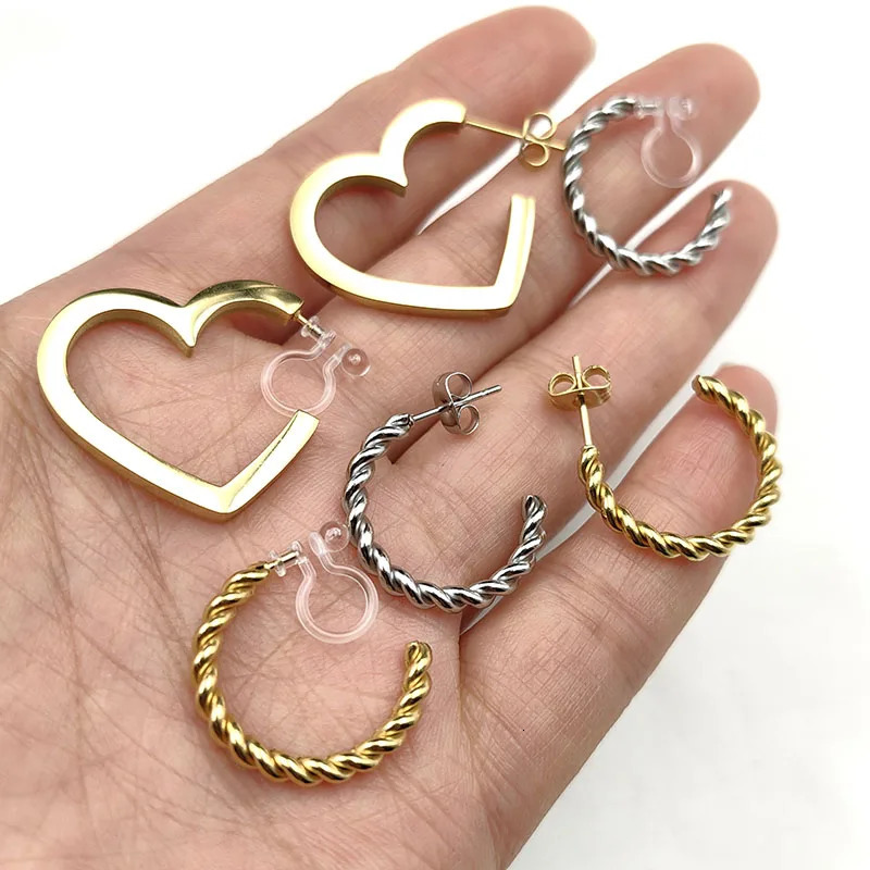 Personnalisable 10pcs / lot en or coeurs en acier inoxydable C Boucles d'oreilles en forme 250813