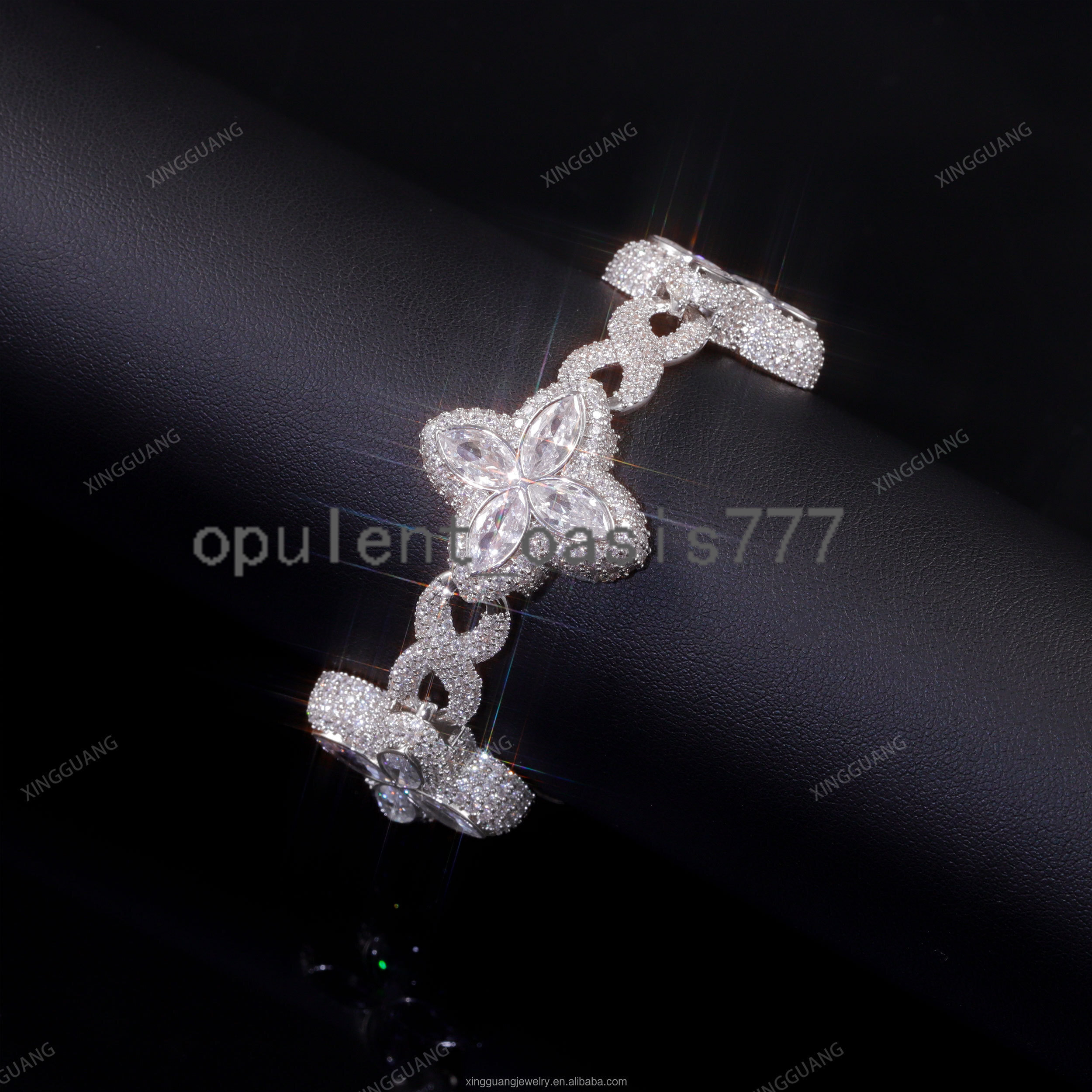 New Design Clovers Moissanite Bracelets 925 Silver Gold Plate Pass Diamond test Fine Jewelry Bracelets for Women Men