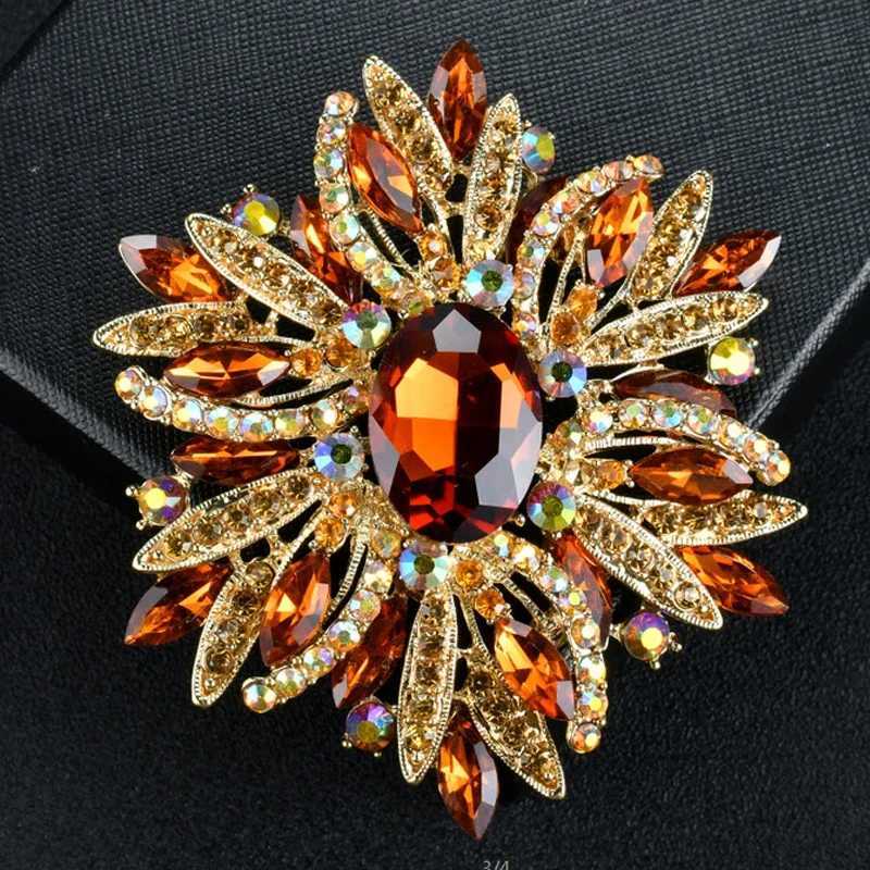 Luxury Elegant Normal Size Colorful Crystal Brooch Rhinestone Pearl Brooches Pin for Men and Women Clothing Accessories Jewelry XJ250815