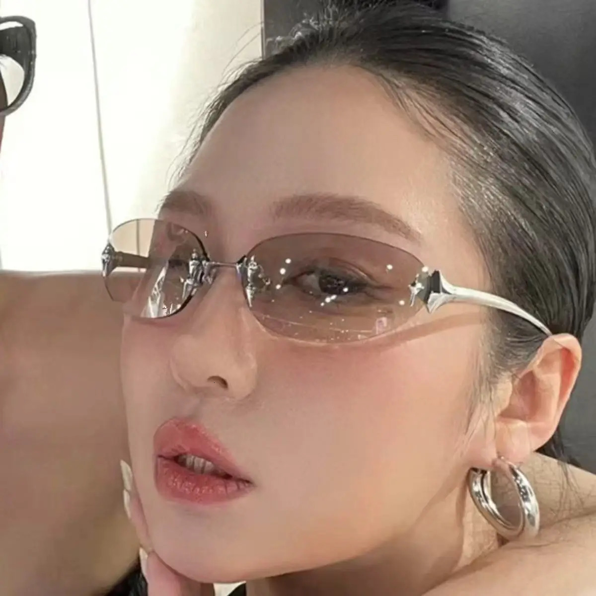 Y2K Millennium Style Lunettes de soleil sans cadre pour les femmes Influenceurs Instagram tendance Personnalités à la mode UV Résistants Men 2508