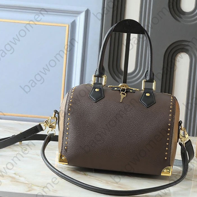 Pillow Bag Tote Bag Designer Bags Handbag Shoulder Crossbody Purses Designer Bag For Womens Dhgate Cowhide Leather Zipper Open Lock Accessories sac