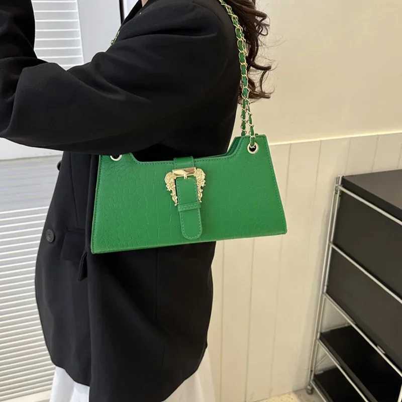 2024 Womens Chic Underarm Bags New Fashion Crocodile Pattern Chain Shoulder Bags Handbags Clutch Blue Green Armpit Bags Z250815