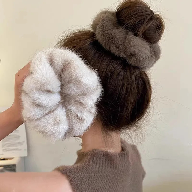 Automne / hiver en peluche grande corde cheveux pour les femmes Simulation exquise Simulation Band Scrunchies Fashion Hair Accessoires Corée INS2