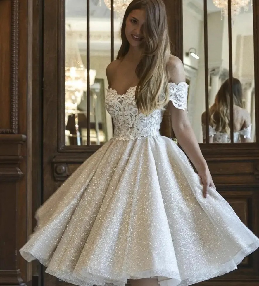 Robe de mariée à paillettes courte d'été 2025 au thé de l'épaule d'épaule élégante Bridel Bride Party Robes dentelle applique brillante princesse