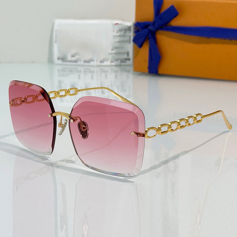 Fashionable square women sunglasses New Fashion Designer Lady personalized Square Sunglasses 2162
