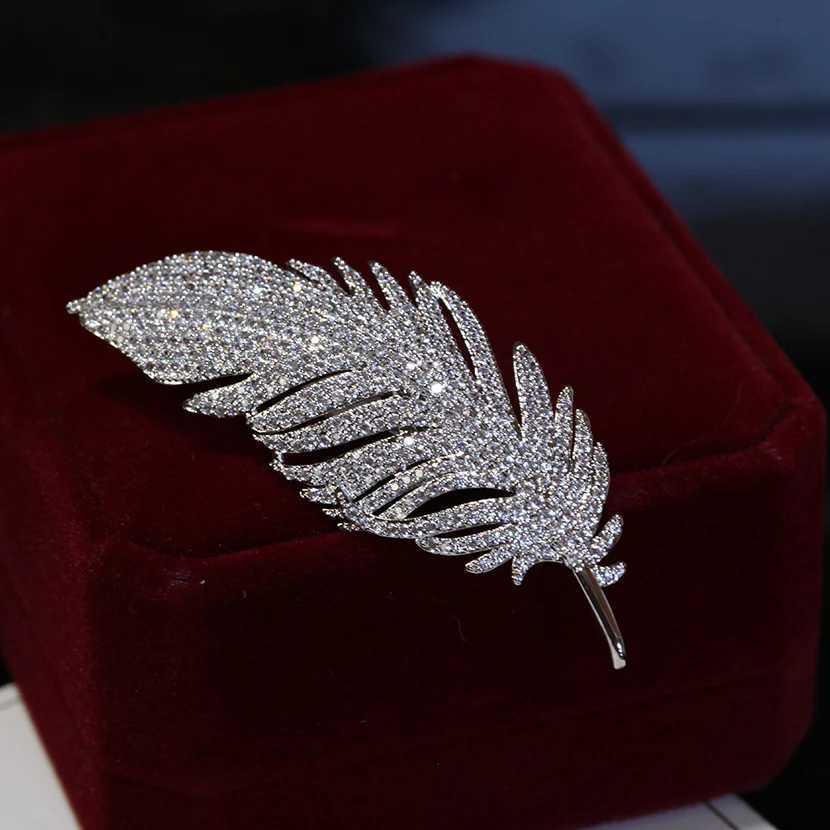 Elegant Silver Color Full of Rhinestone Feather Brooches for Women Men Unisex Luxury Crystal Safety Pins Party Jewelry XJ250815