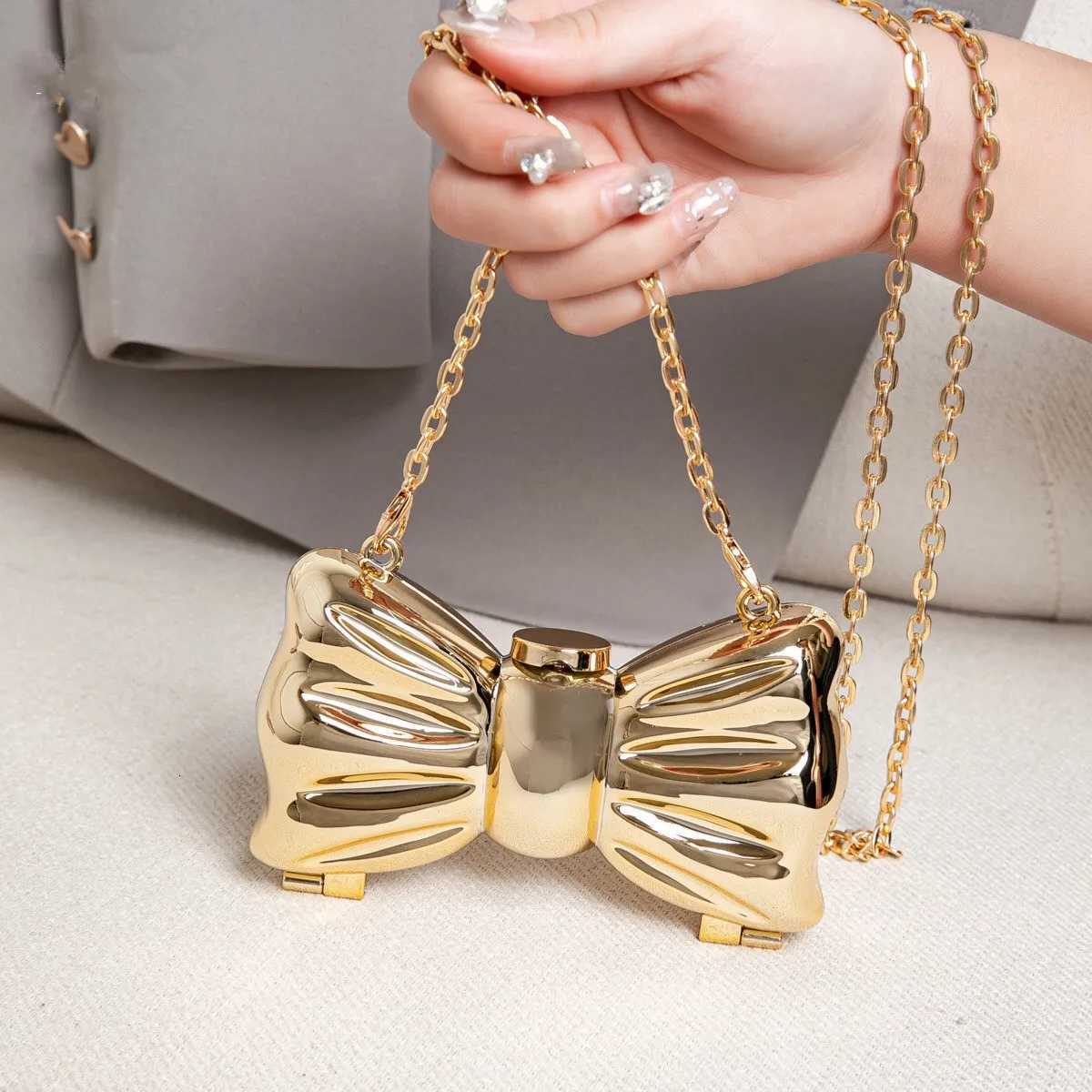 Golden Evening Bag Purses and Handbags Luxury Designer Shoulder Bags Funny Shape Party Wedding Round Acrylic Shiny Clutch Purse W250816