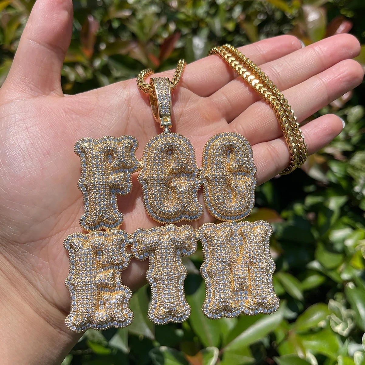 2025 Nouveau pendentif hiphop personnalisé 925 STERLING Silver Moissanite Nom Pendant Collier Hip Hop Lettre de lettre Collier Real Gold Placing