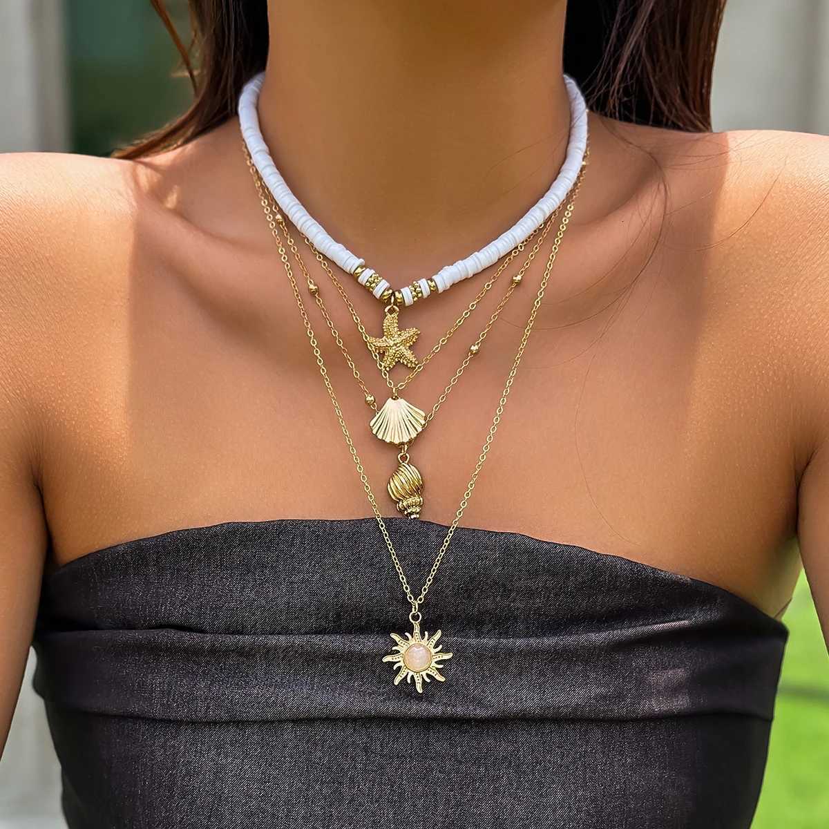 Bohême Collier de perles de poterie douce Fashion Metal Star Soleil Pendant Collier de chaîne en couches Femmes Summer plage Simple Neck Jewelry