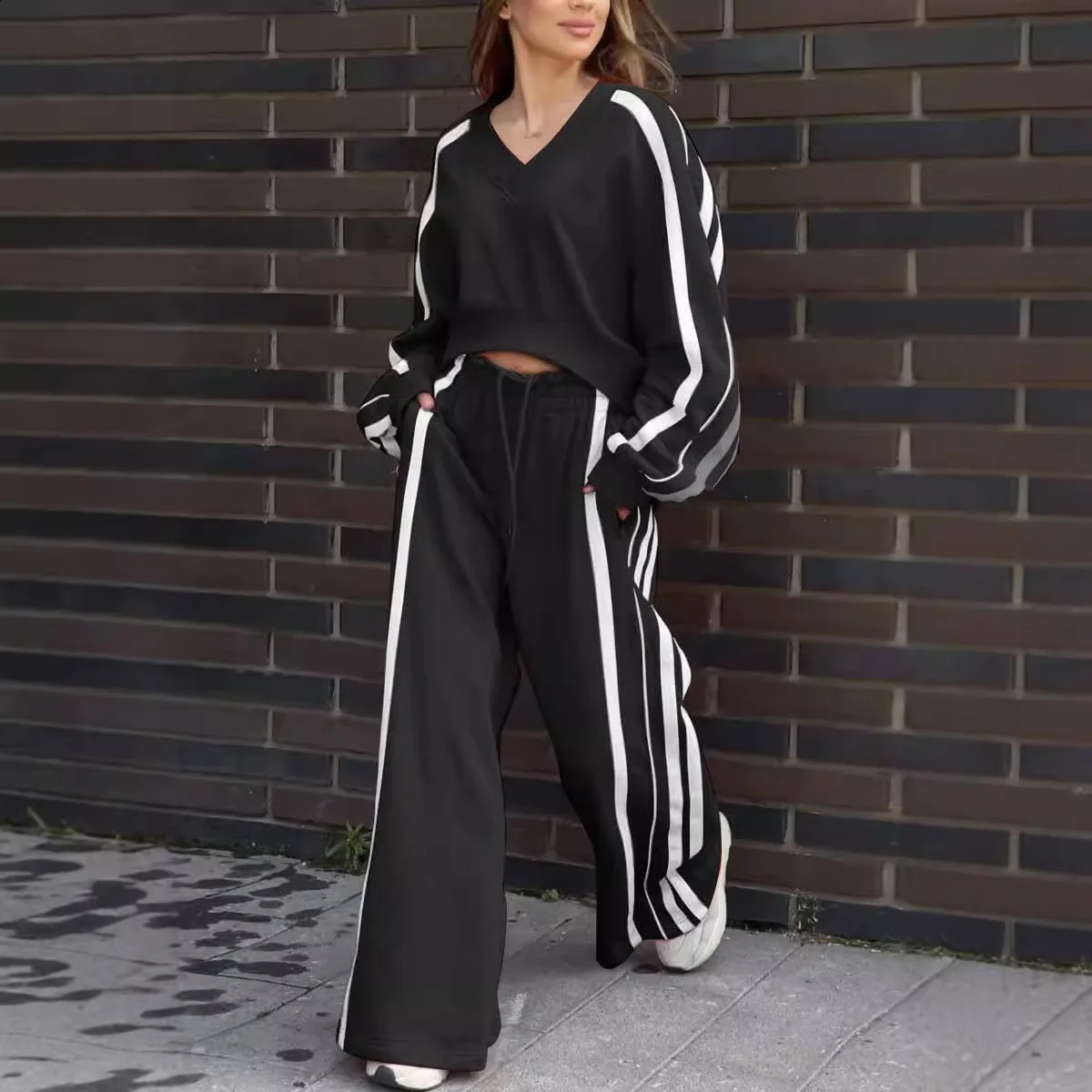 Tops Sets Women Autumn 2 Piece Outfits Casual Sweatpants Versatile Longsleeved Sweatshirts Coats Trousers 250815