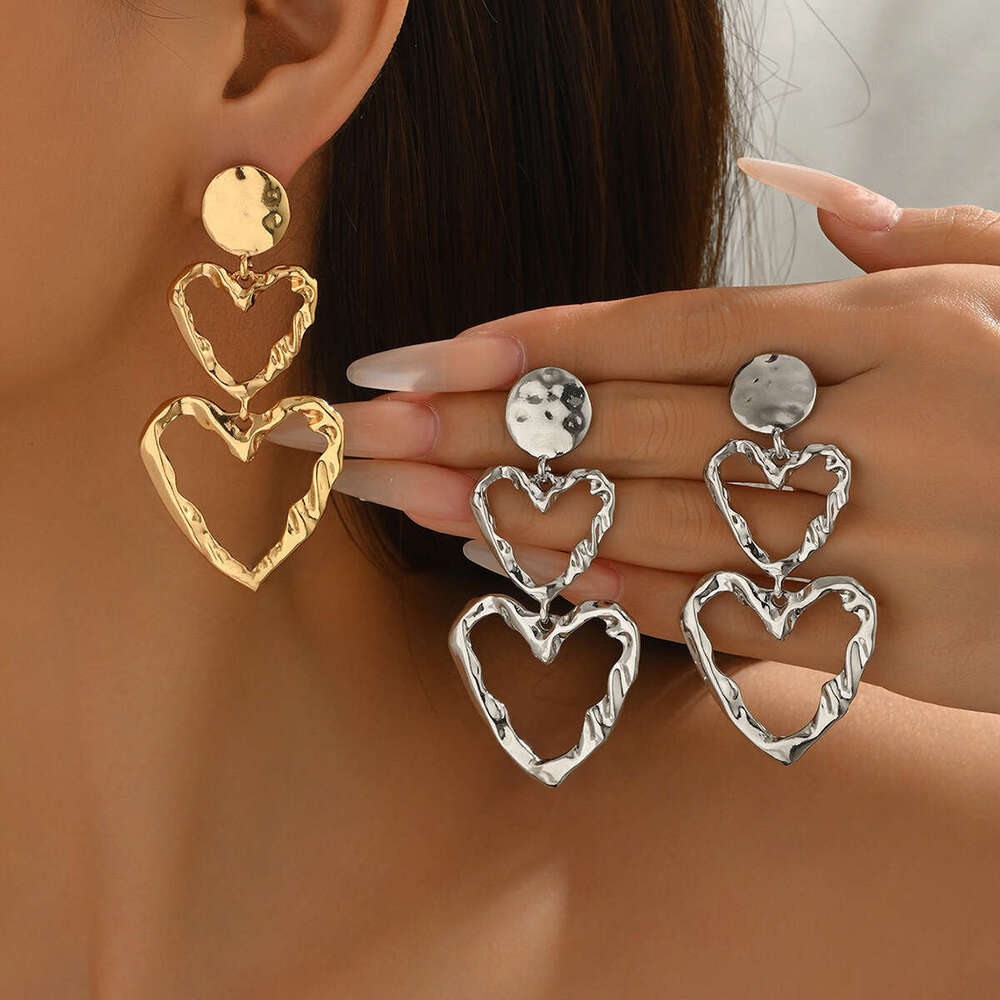 Women's Jewelry Exaggerated Heart Design Metal Wrinkled Versatile High-end Earrings for Women