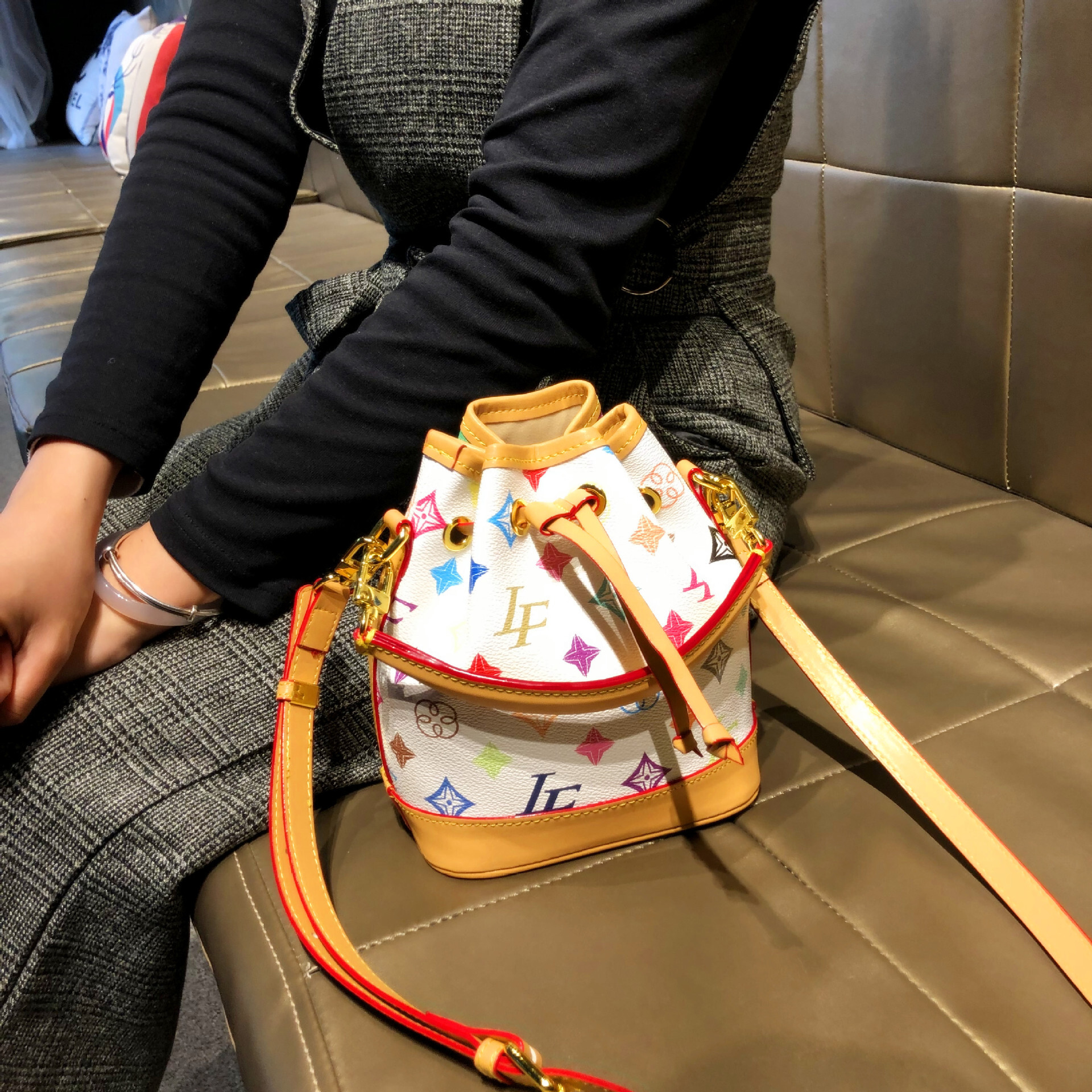 Sac à godet en cuir authentique à la mode Nouveau sac à main à épaule haut de gamme d'été pour femmes pour femmes