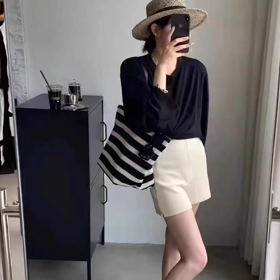 Free Shipping 2025 New Women's Designer Black And White Striped Tote Bag Woven Large Capacity Women's Shoulder Bag Lazy Style Vacation