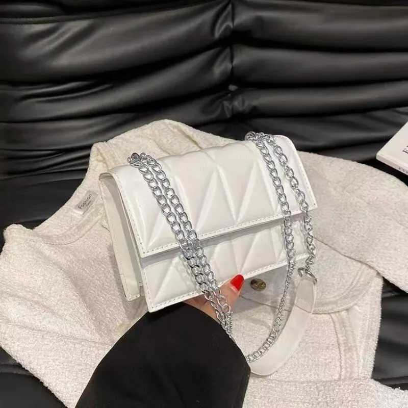Armpit Chain Small Square Bag Stylish One-Shoulder Crossbody Bag W250816