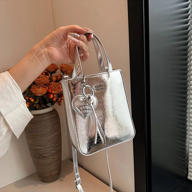Trend Korean PU Leather Shoulder Bag Silver Mini Small Square Bag High Quality Purses Women Lady Crossbody Bags Handbag 250815