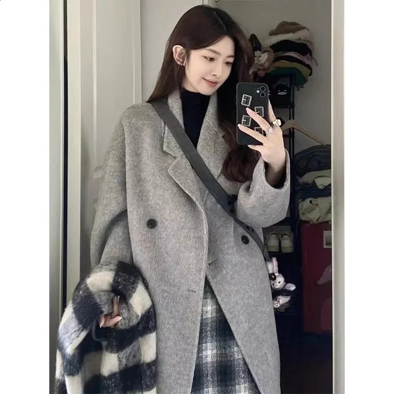 Plus Size Elegant MediumLength Woolen Overcoat For Women AutumnWinter Style LooseFit KoreanStyle Petite Jacket 250815