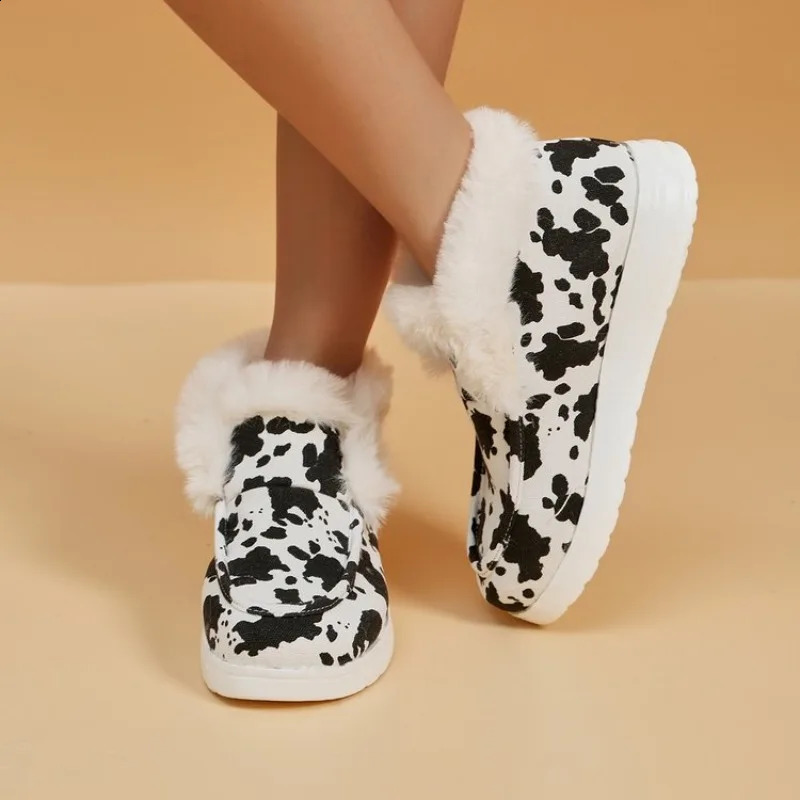 Femmes Boots de neige de fourrure moelleux Femmes Femme Automne Léopard d'hiver Talons plats épaissis en peluche Coton Chaussures rembourrées Fem