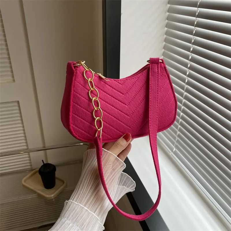 Popular Retro Gentle Temperament Small Square Bag 2025 Autumn Shoulder Handheld Fashion Casual Yankee Underarm Small Square Bag W250816
