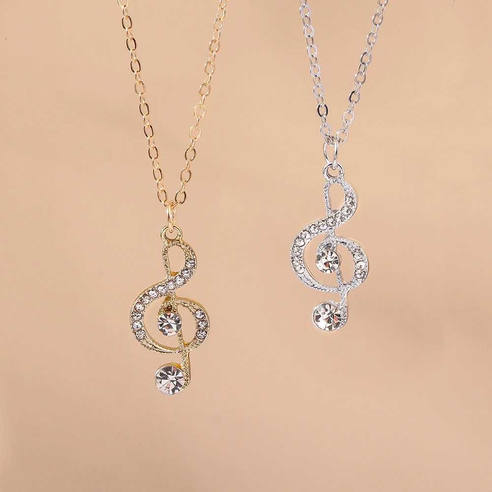 Aihua Gold Silver Color Delicate Crystal Music Note Necklaces for Women Girls Korean Musical Pendant Necklace Jewelry Gifts XJ250816
