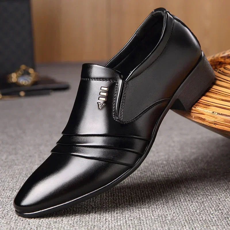 Mens Dress Shoes PU Leather Fashion Men Business Dress Loafers Pointy Black Shoes Oxford Breathable Pointed Formal Wedding Shoes 250814