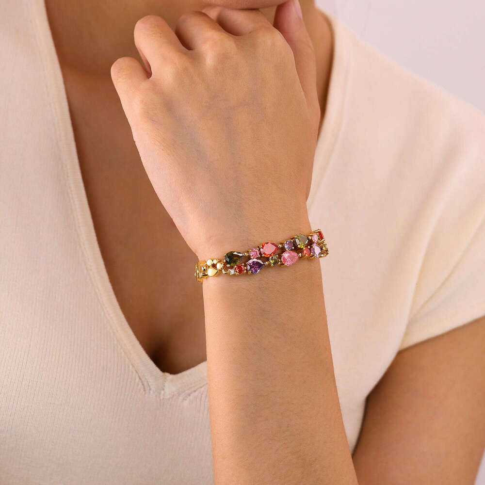 Bracelet en cuivre OPK à chaud pour les femmes, bijoux haut de gamme élégants à la mode unique