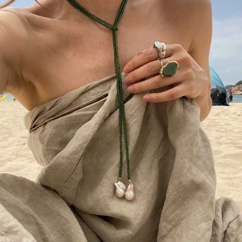 New French Style Niche Baroque Pearl Green Sandstone Necklace Ins Long Neck Jewelry Wholesale for Womens Gift XJ250816