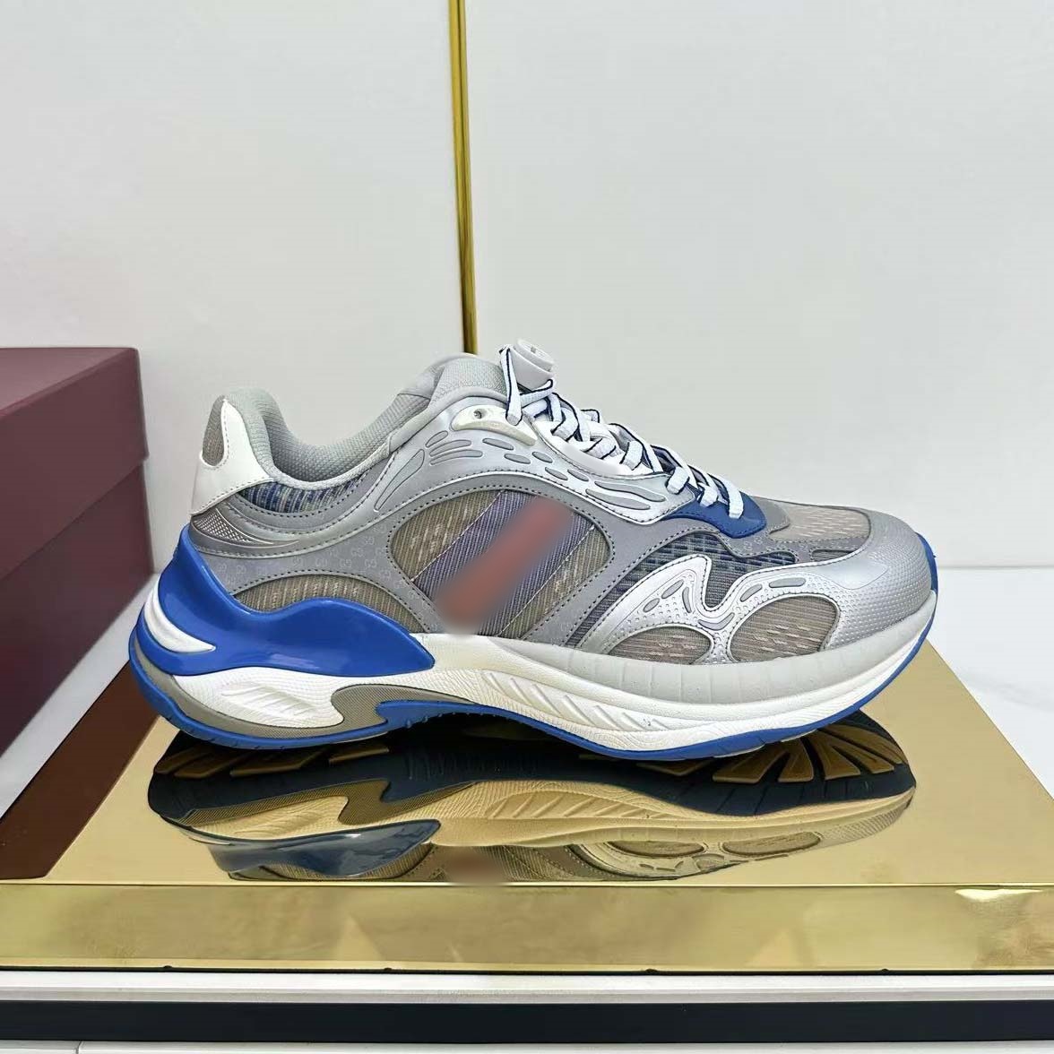 Nouveau créateur d'arrivée Chaussures de course Men Femmes Vintage 2.0 Toile épaisse du fond de mode respirant Sneakers de sport Spring et automn