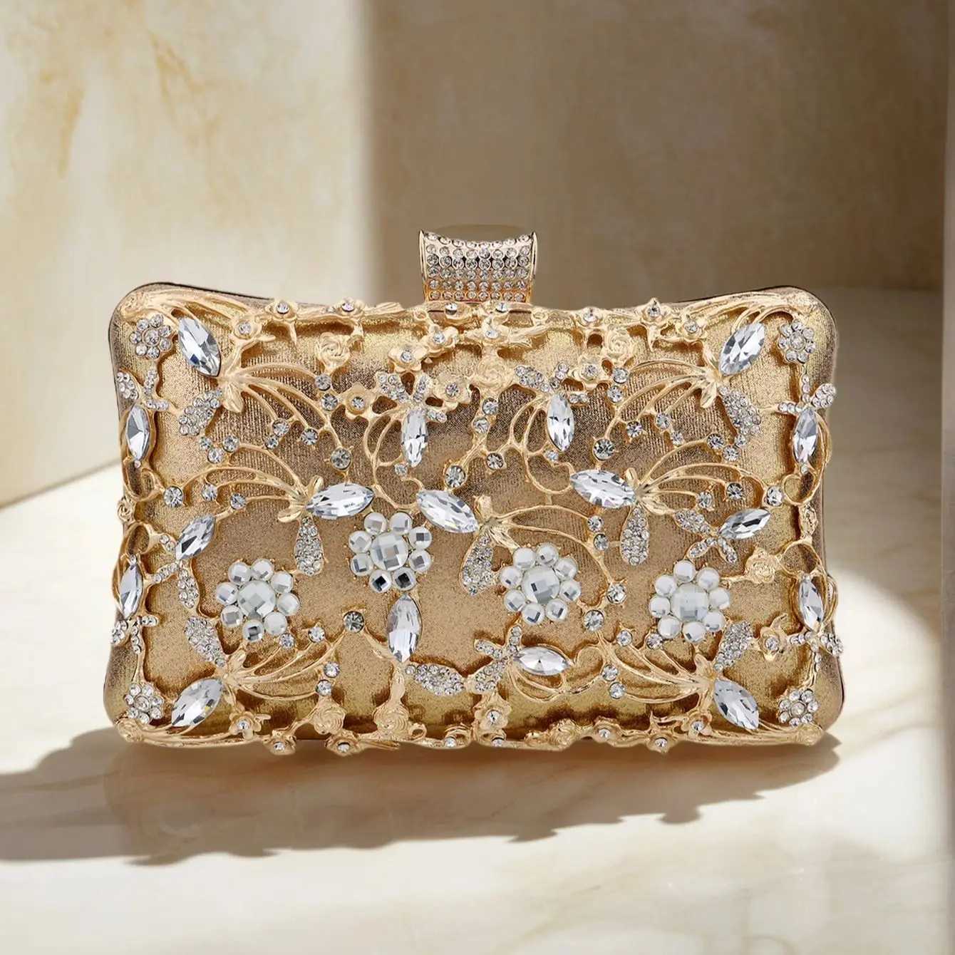 New Arrival Women Day Clutch Hollow Out Style Diamonds Party Evening Bags Pink Mixed Color Wedding Bridal Handbags With Chain W250816