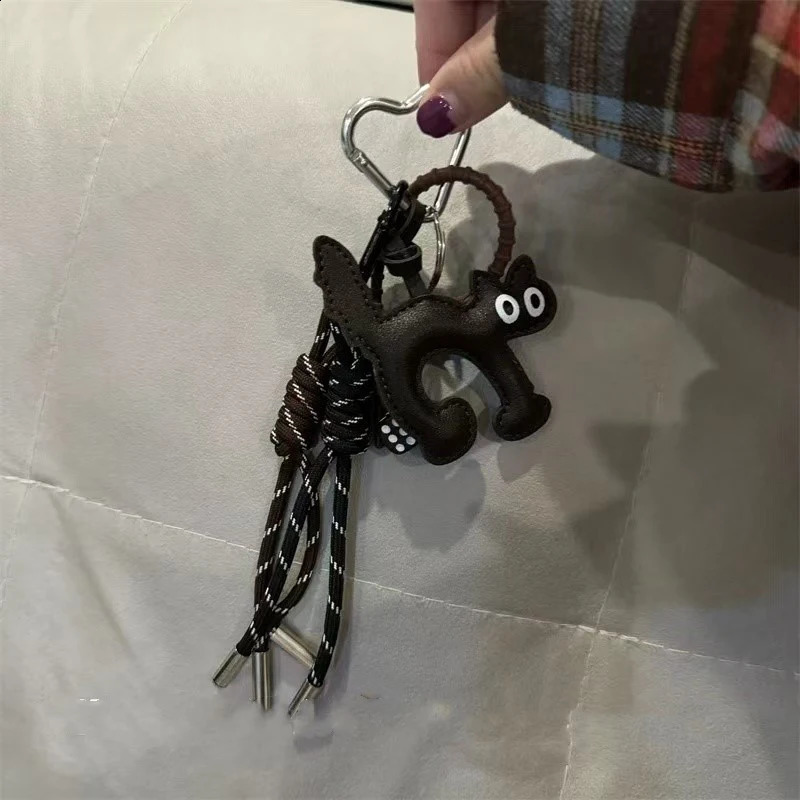 Classic Cute PU Leather Cat Shape Keychain Pendant Lovely Car Key Ring Bag Charm Phone Accessory Trinket 250815