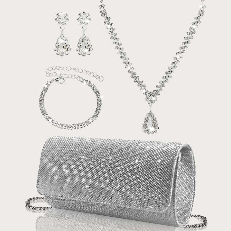 Craquettes et portefeuilles sophistiqués et élégants Sparkly Party associés à des colliers de strass de luxe et des ensembles d'oreilles et des e