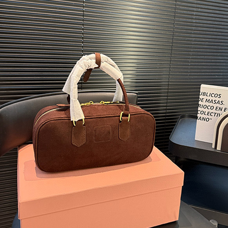 2025 Designer Bowling Bag Suede Tots Handbags Brown Maillard Fashion Leather Luxury Fashion Ladies Bowling Totes Crossbody Bag High Quality Evening
