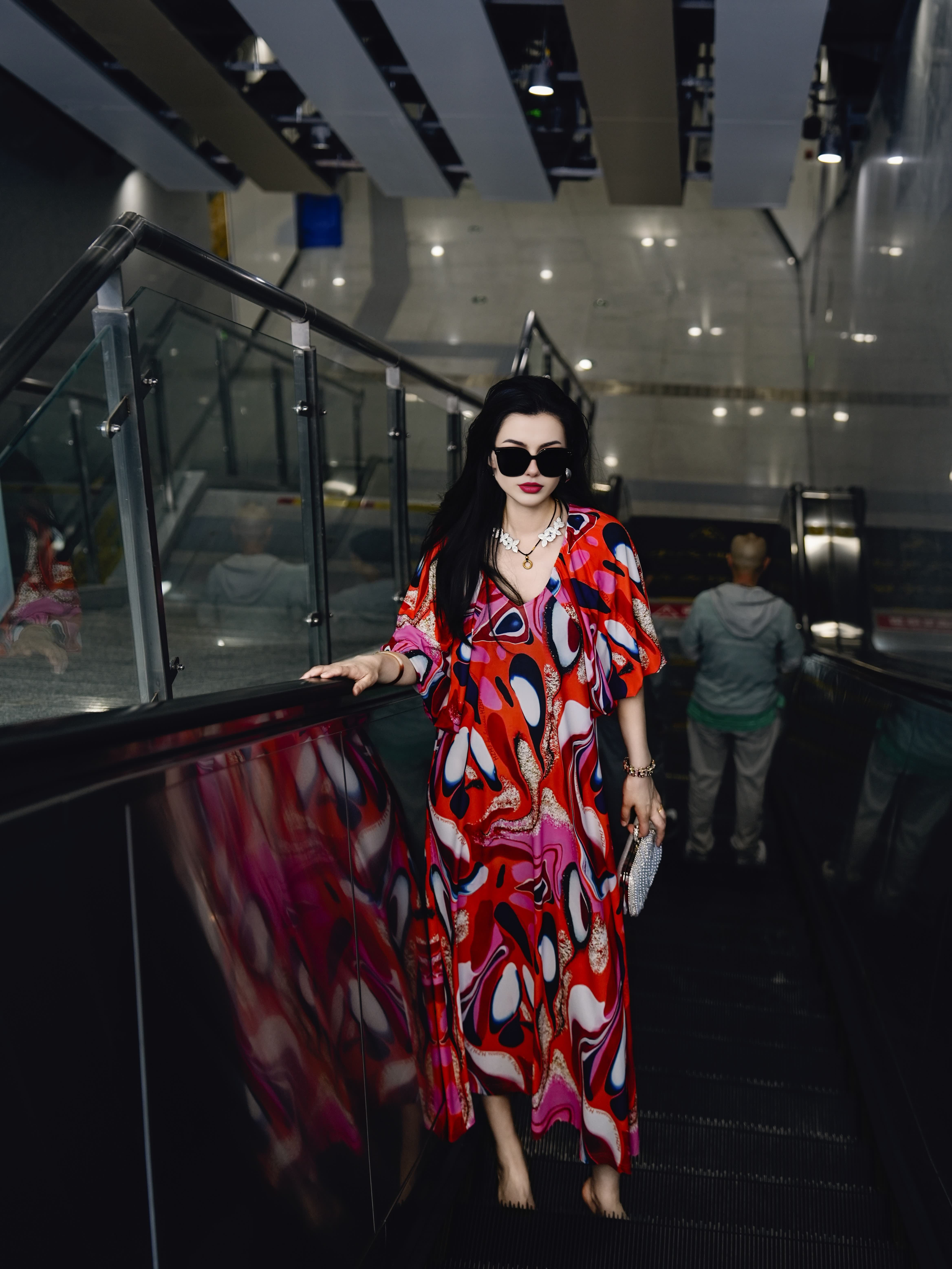 Luxury new original designers colorful dress for woman with bubble sleeves makes her look slimmer french style and westernstyle on daily,festival,be