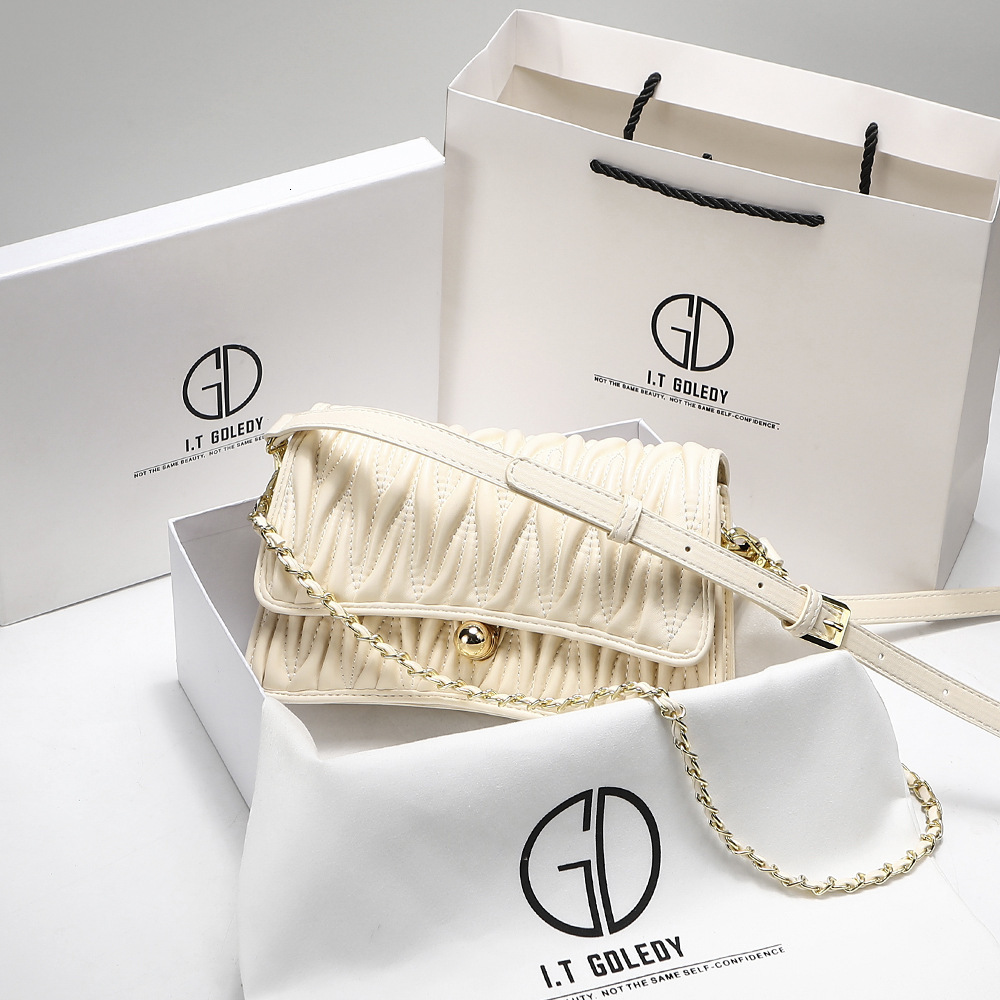 High-end Light Luxury Niche Pleated White Bag for Women Versatile Commuting Single Shoulder Chain Underarm