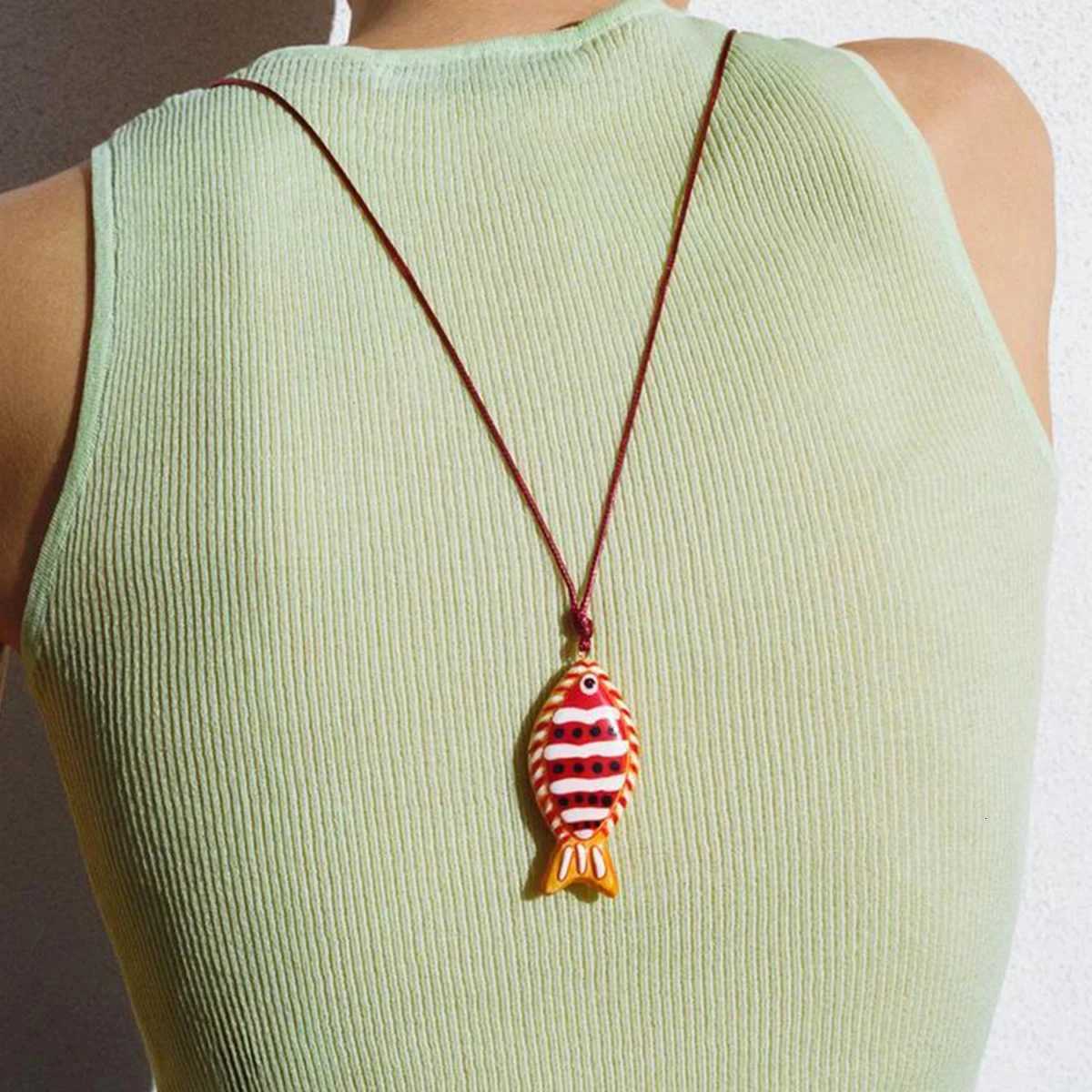 Zaa Colliers de pendentif en forme de poisson animal coloré pour femmes Boho Summer Beach Party accessoires de boucles d'oreilles Collier bijoux