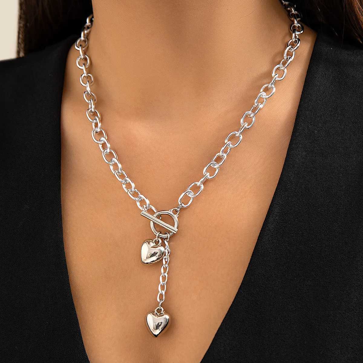 Kunjoe Collier pendentif en métal vintage pour les femmes Collier de cou de boucle à chaîne croisée longue xj250816