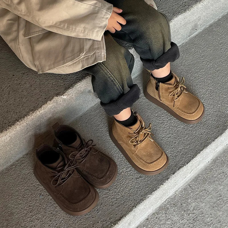 Genuine leather childrens shoes winter style boys plush warm short boots anti slip frosted girls soft soled boots Comfortable 250815
