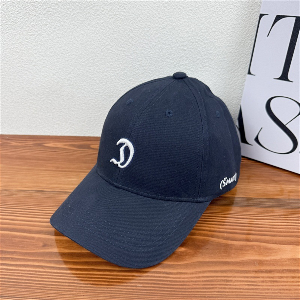 Nouvelles casquettes de baseball Men de mode Femmes Designer extérieur Casual Mens Cap chapeaux ajusté Classic Brand Cap Haute qualité