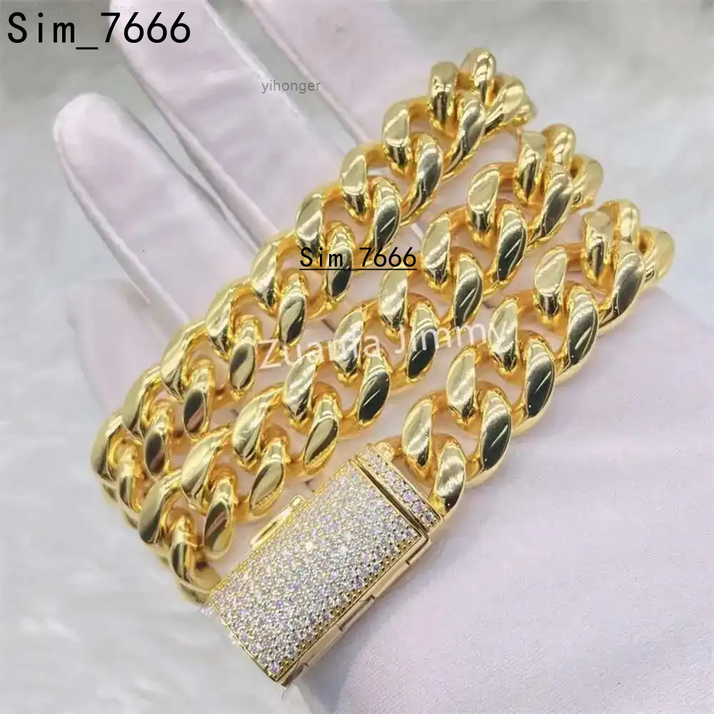 Fashion 2025 Iced Out Vvs Moissanite Diamond Clasp Thick Miami Cuban 316l Stainless Steel Gold Necklace