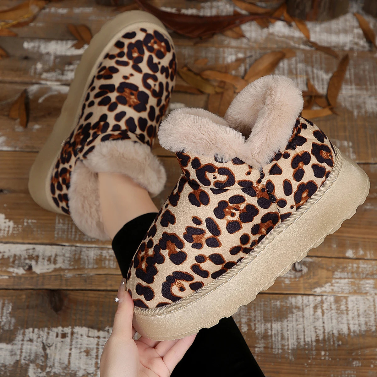 Femmes Bottes de neige Boots de la cheville antidérapante Femmes Femmes Hiver Round Head Leopard Chaussures pour femmes Zapatos de Mujer 250814