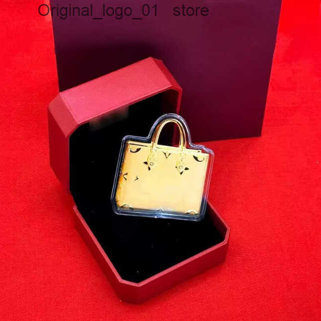 Luxury Handbag Style Charm Keychain - Gold Tone Tote Bag Charm for Keys Purses and Gifts Z250814