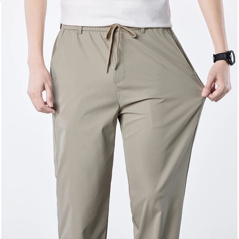 Mens Elastic Waist Casual Pants Quick Dry Wrinkle Free Slacks Summer Light Weight Trousers Spring Summer Running Golf Pants 250808