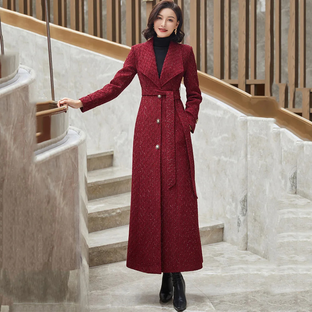 Autumn Winter Woolen Overcoat For Women Elegant Fashion Turn-down Collar Single Breasted Bright Silk Wool Blended Coat 250815