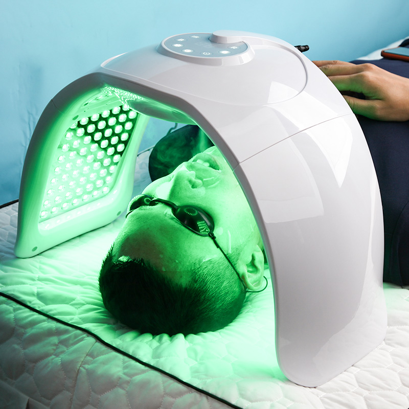 Portable 7 couleurs PDT LED Face Lighthérapie Machine de thérapie rouge Dispositif de thérapie rouge Face Beauté Équipement de beauté pour le raj