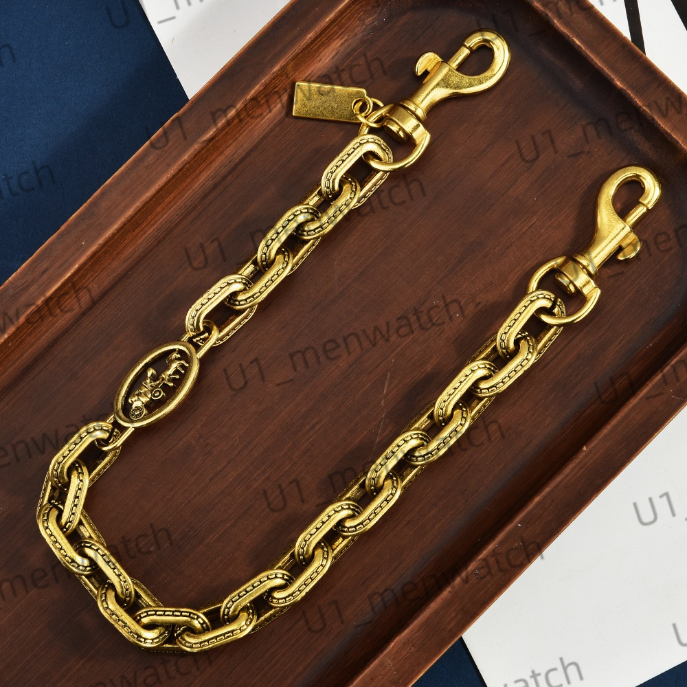 Motif Chain Charm cherry keychain women designers Letters keychain wallet Car Key Chain Buckle jewelry Keyring tabby Keychains Lanyards
