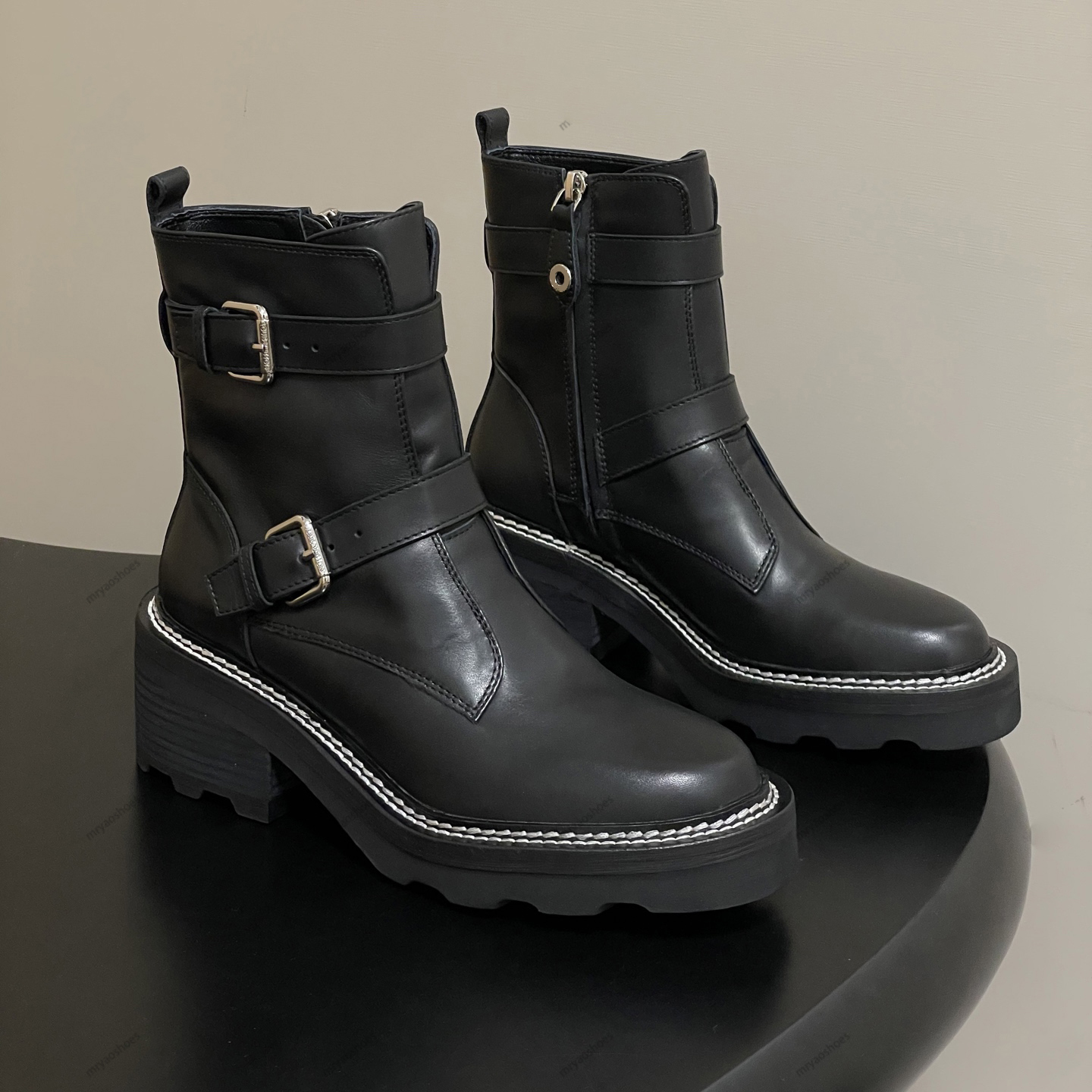 Autumn Winter Motorcycle boots Designer Ankle boots with buckle thick-soled high heels Casual Genuine Leather Women Zip Party Boots Size 35-42 With