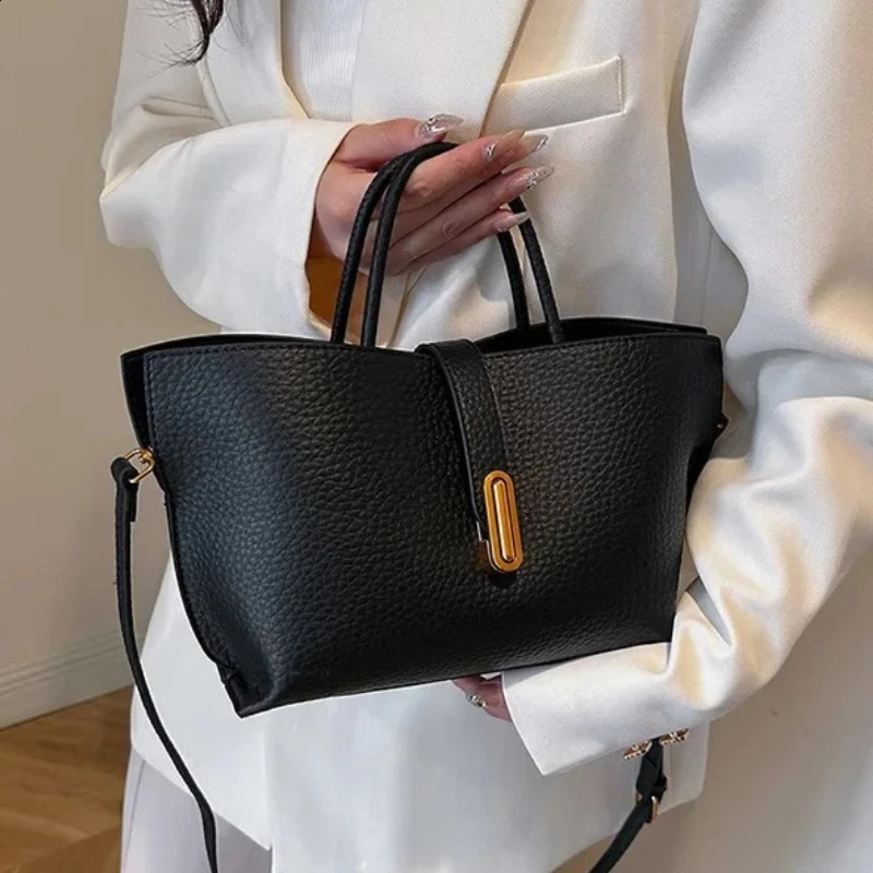 French Unique Advanced Texture Ladies Handbag Lychee Pattern Retro High-capacity Commute Shoulder Bags Composite Bag 250815