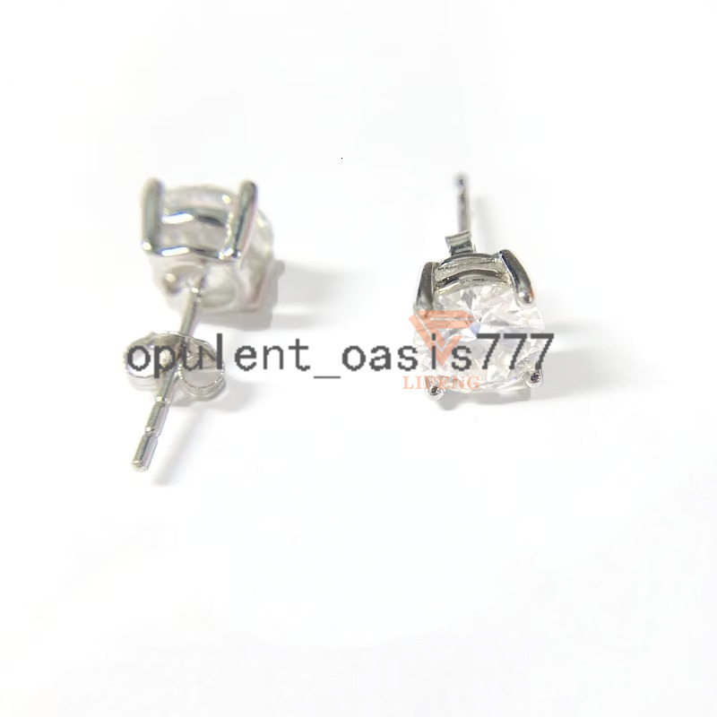 Fashion Jewelry Women Hiphop Style 925 Sterling Silver Micro Pave VVS Moissanite Diamonds Heart-Shaped Stud Earrings for Gift