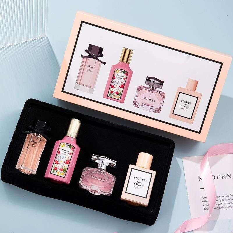 2025 New Product Hot Sale Perfume Women's Four Piece Set Floral Blossom Gift Box Fresh and Lasting Fragrance