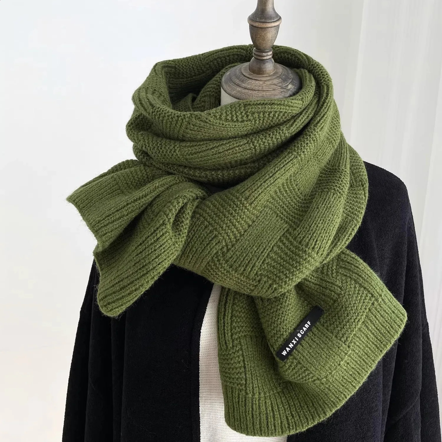 Korean Simple Solid Color Versatile Scarf Fashion Scarf Winter Ladies Shawl Elegant Knitted Warm Scarf 250811